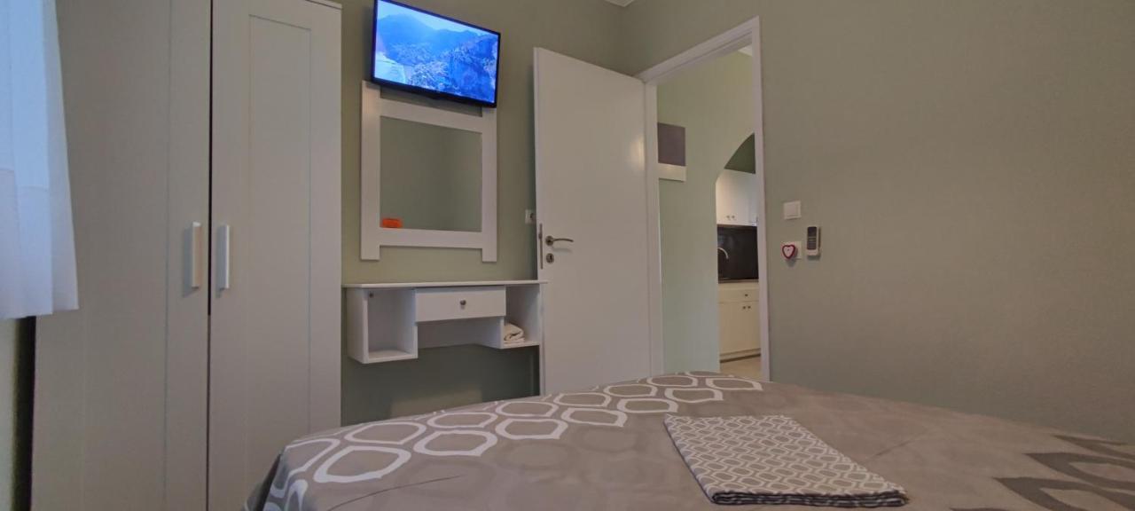 Garlis Apartments Psakoudia Buitenkant foto